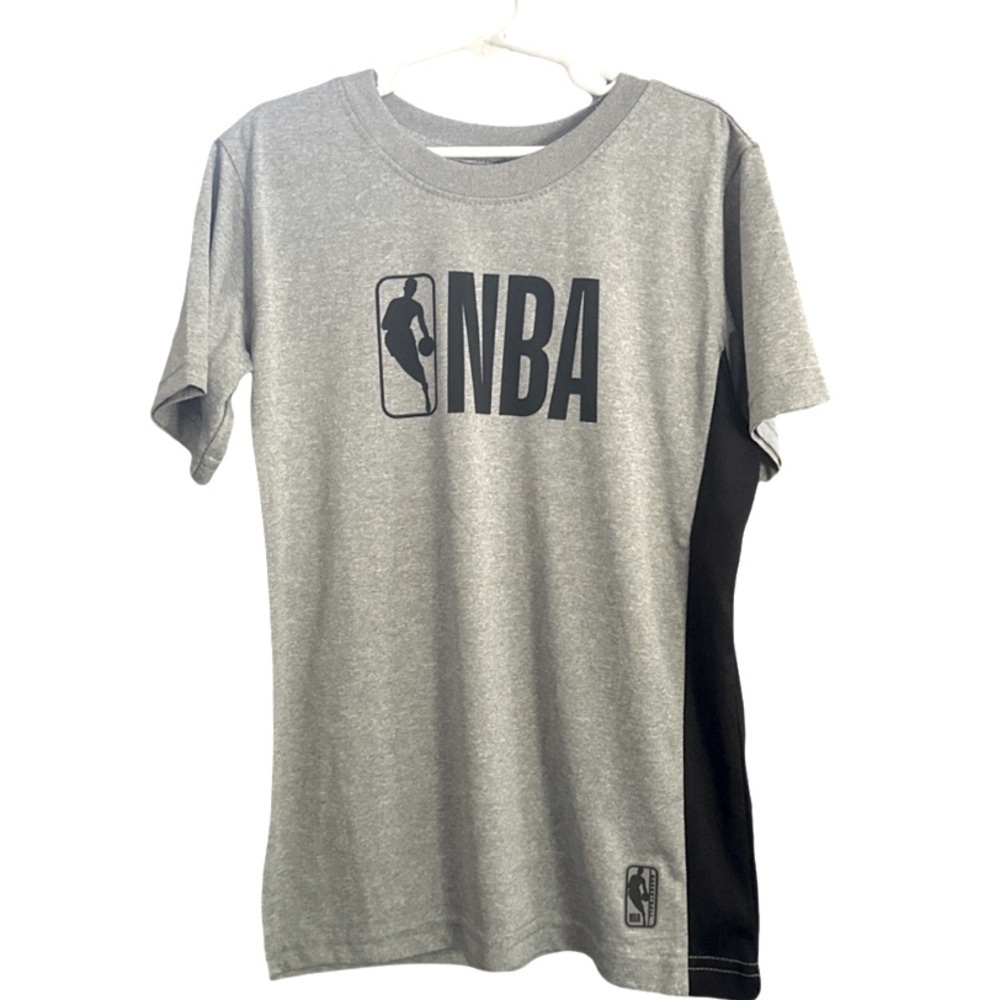 Kids NBA Authentic Tee NWOT Condition Size Small (8) Black and Gray